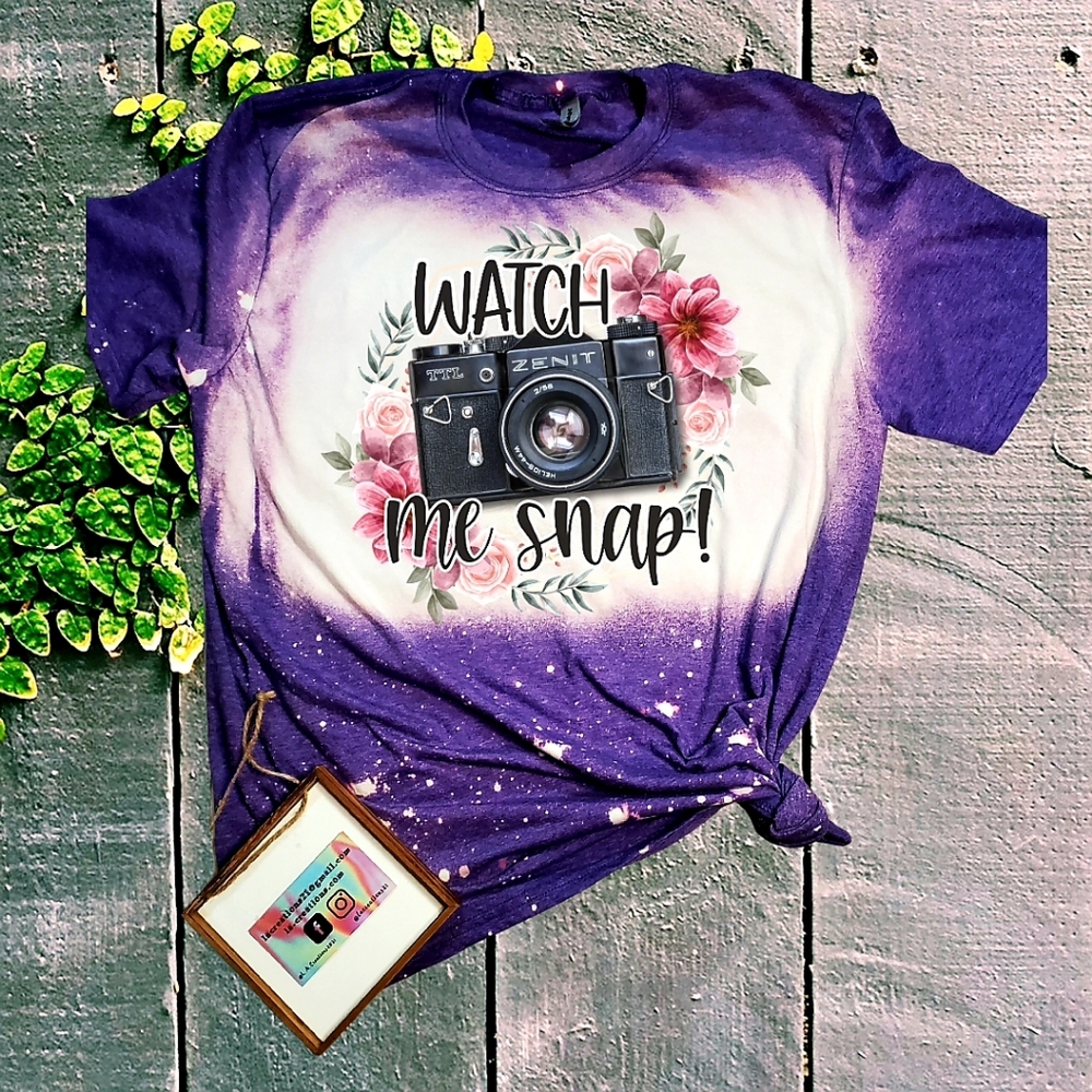 Watch me snap -  Bleached Tee